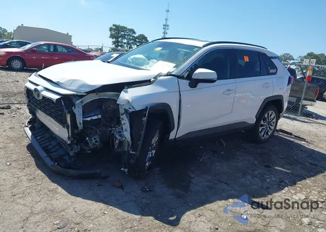 2020 Toyota Rav4 Xle Premium z USA, uszkodzony, nr VIN 2T3C1RFV9LW065513